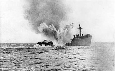 what was unrestricted submarine warfare ww1